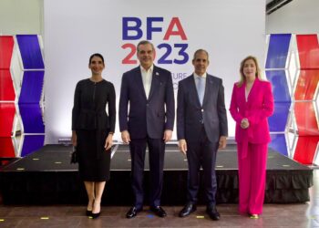 Presidente Luis Abinader anuncia licitación del Tren Metropolitano del Gran Santo Domingo para el mes de julio