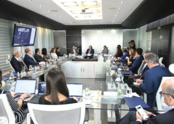 El Pleno de la Junta Central Electoral se reúne con los directivos del Consejo Nacional de la Empresa Privada (CONEP)