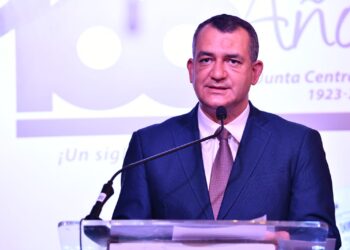 La JCE y el Centro Cultural Banreservas dejan abierta al público la exposición documental “100 años, ¡Un siglo de Historia!”