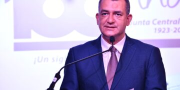 La JCE y el Centro Cultural Banreservas dejan abierta al público la exposición documental “100 años, ¡Un siglo de Historia!”