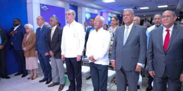 Ministro de Educación informa que 38,972 personas han descargado 49,711 certificados mediante el Expediente Único Educativo