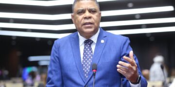 PLD rechaza modificaciones al presupuesto complementario y queda sobre la mesa