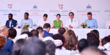 Primera dama y los ministros de Salud y de la Vivienda, entregan remozado el Centro Hogar Ángeles Felices