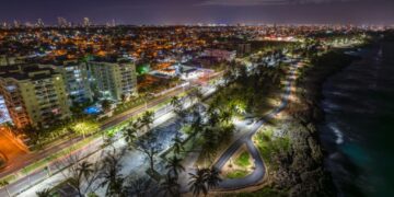 Presidente Abinader y ministro Collado inauguran nuevo malecón de Santo Domingo Este con una inversión superior a los 310 millones de pesos