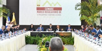 JCE realiza “Cumbre sobre el marco regulatorio de la precampaña y campaña electoral” con organizaciones política