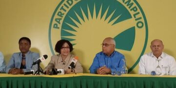 No debemos minimizar la existencia de errores en los textos escolares, deben ser reparados, pero lucrar con el dinero público no es un derecho para nadie