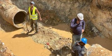 CAASD informa trabaja corrección de avería en el sistema Duey, entre la República de Colombia y Monumental