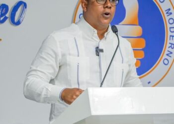 Eilyn Beltrán apoya a Carlos Valdez como coordinador de campaña de la Juventud de Abinader.