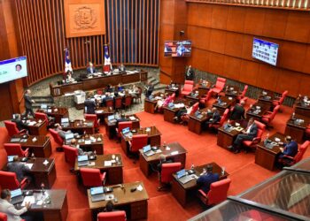 Senado aprueba resolución respalda al presidente Luis Abinader y rechaza actitud ofensiva de Hait