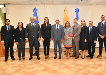 IESPEC y el IES-ENMP firman acuerdo de cooperación para capacitar a fiscales electorales