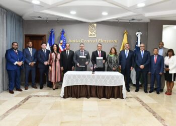 JCE firma acuerdo con el Departamento de la Policía de Nueva York