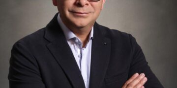 Poder Ejecutivo designa a Luis Ernesto García Hernández como nuevo Comisionado Ejecutivo para Reforma Policial