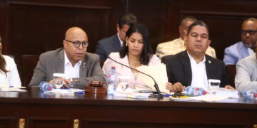 Diputados celebran Vista Pública para conocer opinión sobre renegociación de contrato de Aerodom