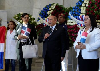 INFOTEP honra memoria de los padres de la patria