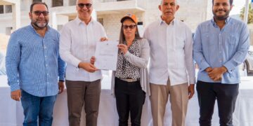 Ministro Igor Rodríguez entrega más de RD$80.5 millones a instituciones en Constanza, Jarabacoa y La Vega