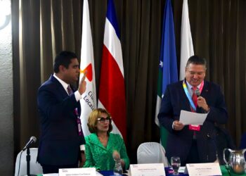 Kelvin Cruz es elegido nuevo presidente de la Federación Latinoamericana de Ciudades y Municipios