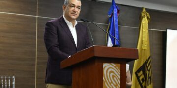 JCE y el IESPEC gradúan 178 periodistas y comunicadores sociales en “Diplomado Especializado en Administración Electoral”