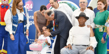 Gobierno aplicará más de un millón de vacunas contra polio y neumococo