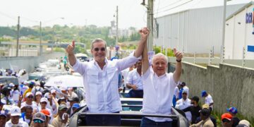 Senador de Santo Domingo, reelecto con casi medio millón de votos