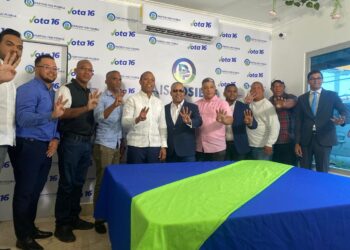 Héctor Acosta agradece la confianza de País Posible al designarlo como candidato a Senador por Monseñor Nouel