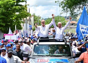 Ricardo De los Santos: el PRM está tirado a la calle buscando los votos y el compromiso es sacar a la gente a votar