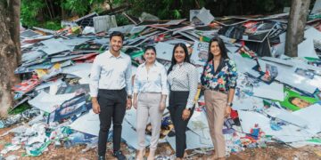 Alcaldía del DN dona afiches políticos retirados a fundación Botellas de Amor