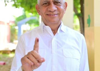 Ricardo de los Santos destaca civismo y llama a la ciudadanía a votar