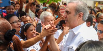 Presidente Abinader retoma este fin de semana inauguraciones de obras