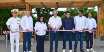 Presidente Abinader y ministro de Turismo entregan proyecto mejoramiento de la Laguna Gri-Gri y su entorno en Río San Juan