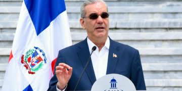 Gobierno trabaja “diariamente” para “estabilizar precios” ante crisis internacional, dice Abinader