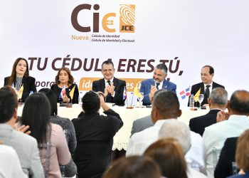 La JCE deja abierto el proceso de cedulación a nivel nacional en su 103 aniversario