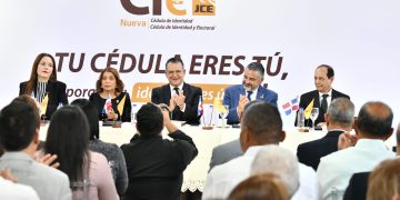 La JCE deja abierto el proceso de cedulación a nivel nacional en su 103 aniversario