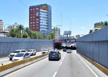 MOPC cerrará desde hoy el paso a desnivel de la avenida 27 de Febrero con Tiradentes
