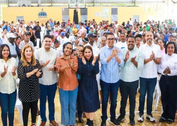 Más de 31,000 familias reciben protección social de Supérate en las provincias Independencia y Bahoruco