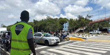 Digesett implementa ubicación de agentes en las cuatro esquinas de intersecciones para fortalecer la seguridad vial