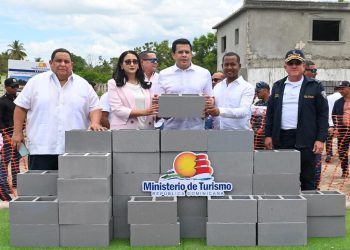 Turismo inicia construcción de parque-parador en Las Clavellinas, Azua