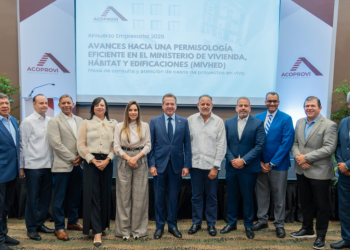 Mivhed presenta avances en la modernización de la permisología en el sector construcción