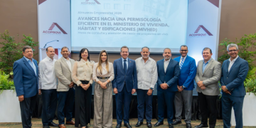 Mivhed presenta avances en la modernización de la permisología en el sector construcción