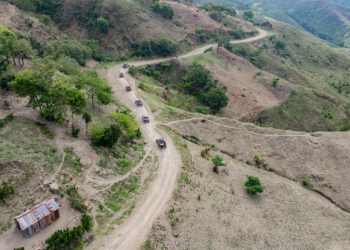 Ministros de Defensa y de la Presidencia realizan recorrido estratégico por la carretera Internacional