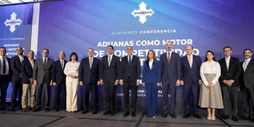 Aduanas fortalece competitividad de las exportaciones dominicanas