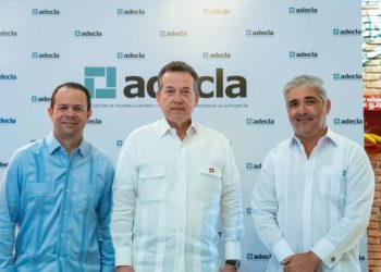 Mivhed presenta a desarrolladores y constructores avances del proceso de modernización de la permisología en La Altagracia