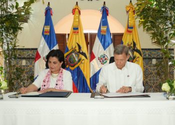 Cancilleres de Ecuador y República Dominicana acuerdan impulsar proyectos bilaterales en beneficio de ambos países
