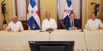 FENATRADO califica de positiva reunión entre gobierno y sector transporte para mitigar alza de combustibles