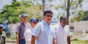 Operativo de la Caasd en Cuesta Hermosa mejorará presión del agua y reducirá problemas de drenaje