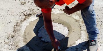Alcaldía de Santo Domingo Este aclara tapas de filtrantes en la calle Progreso esquina Hípica fueron instaladas conforme al proceso técnico