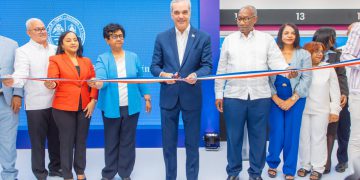 Presidente Abinader y rector Editrudis Beltrán inauguran moderno Centro Multiservicios y varias infraestructuras académicas, tecnológicas y de servicios estudiantiles de la UASD