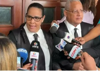 Defensa de Gonzalo Castillo asegura que el exministro es la verdadera víctima del caso